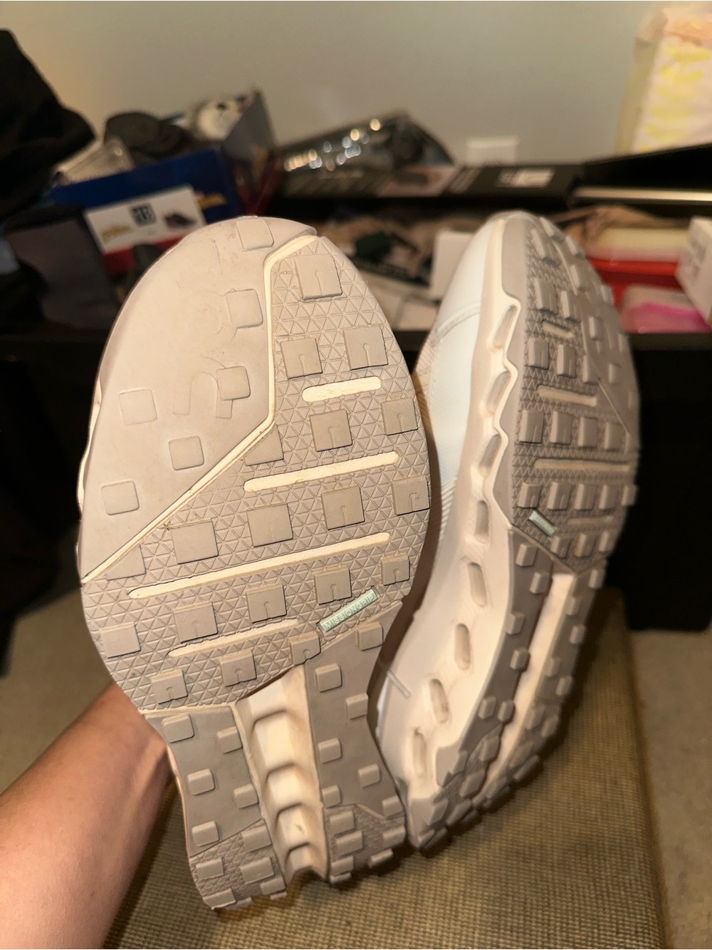 On Running women's sneakers in light beige and blush - Picture 6 of 14